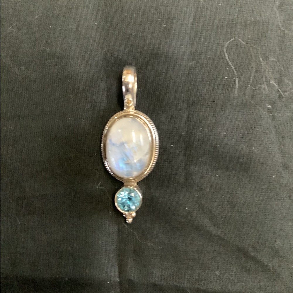 Moonstone and 925 silver pendant